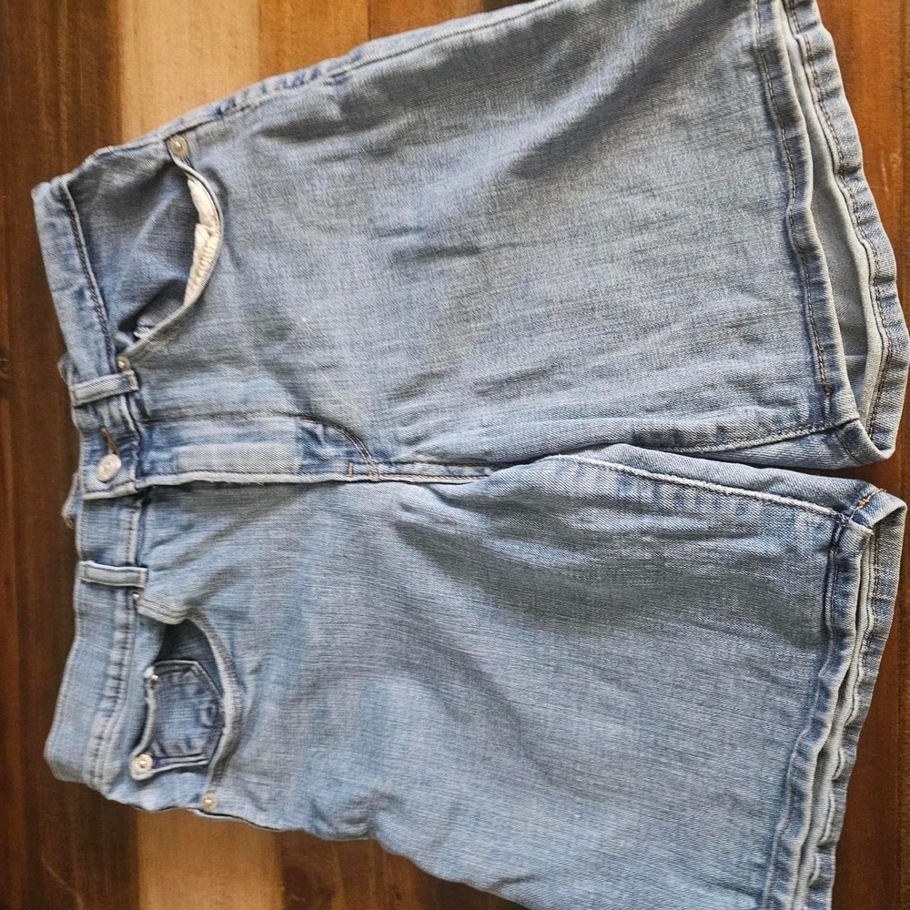 Women's Levi's 501 blue denim shorts  #denim W27  0135